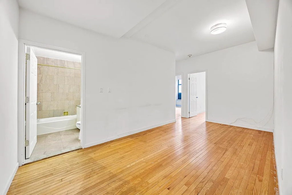 106 Fulton Street - Photo 3