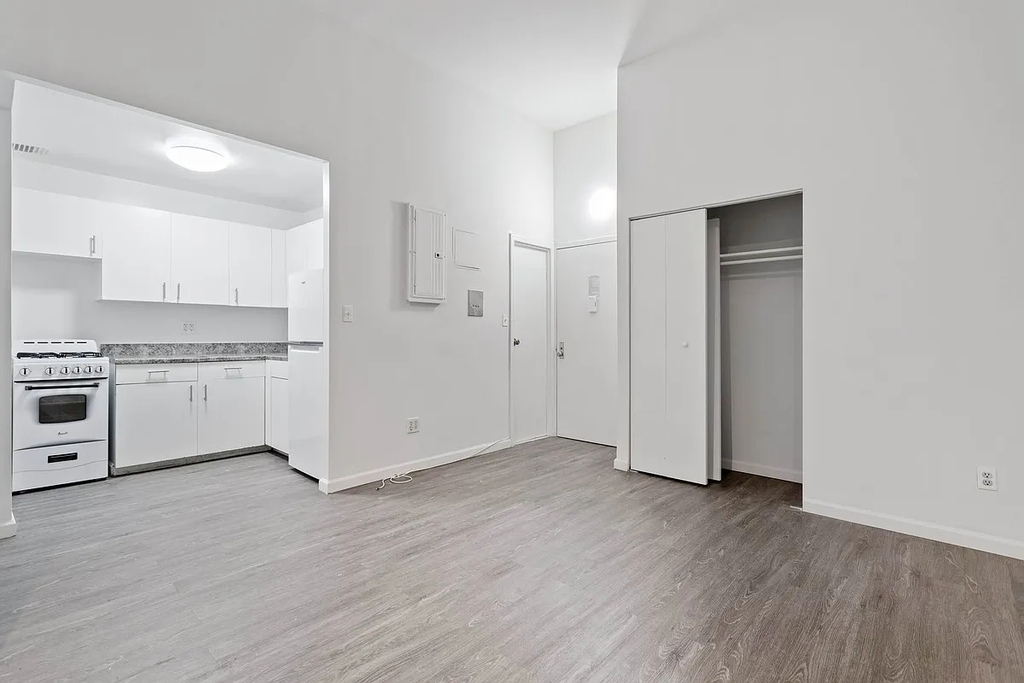 33 Gold Street - Photo 10
