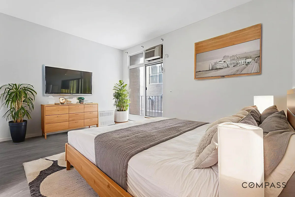 33 Gold Street - Photo 1