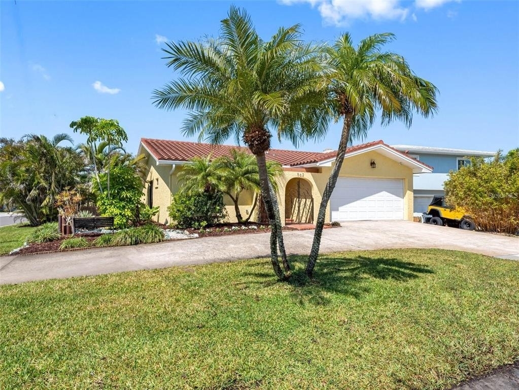 562 Johns Pass Avenue - Photo 50