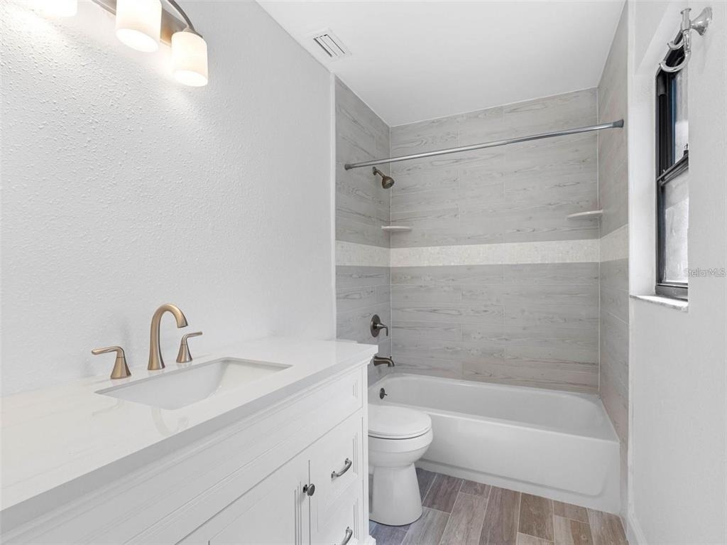 562 Johns Pass Avenue - Photo 31