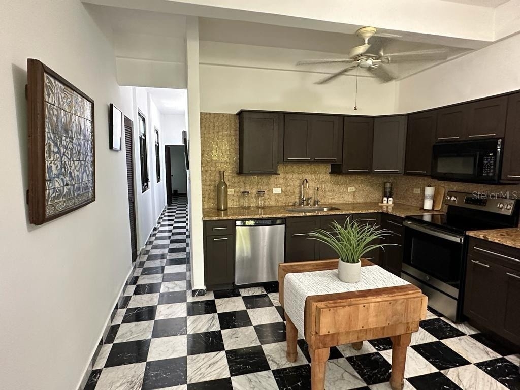 53 Caleta Street - Photo 11