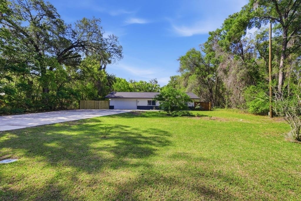 550 E Minnesota Avenue - Photo 13