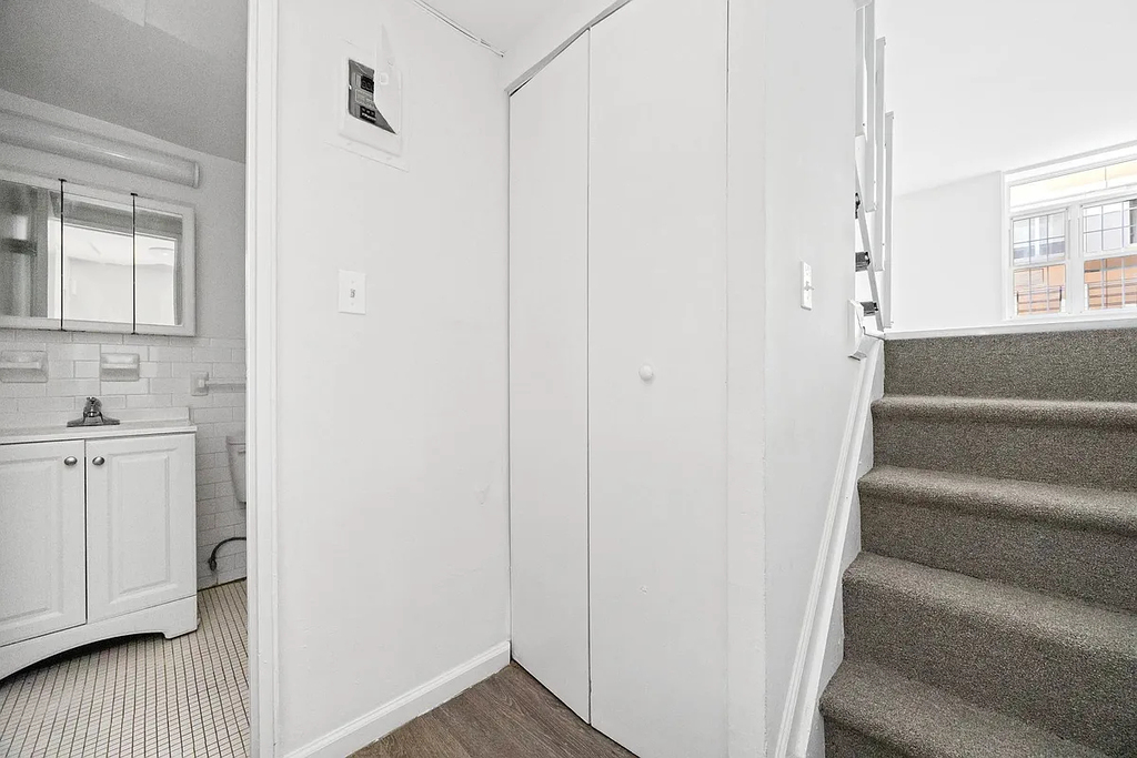 33 Gold Street - Photo 6