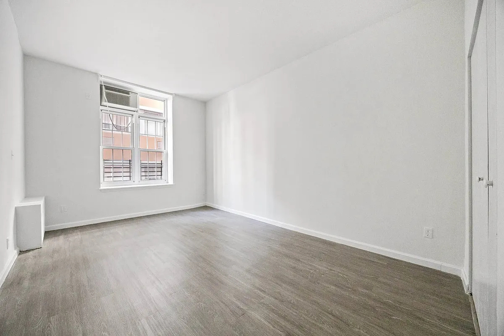 33 Gold Street - Photo 9