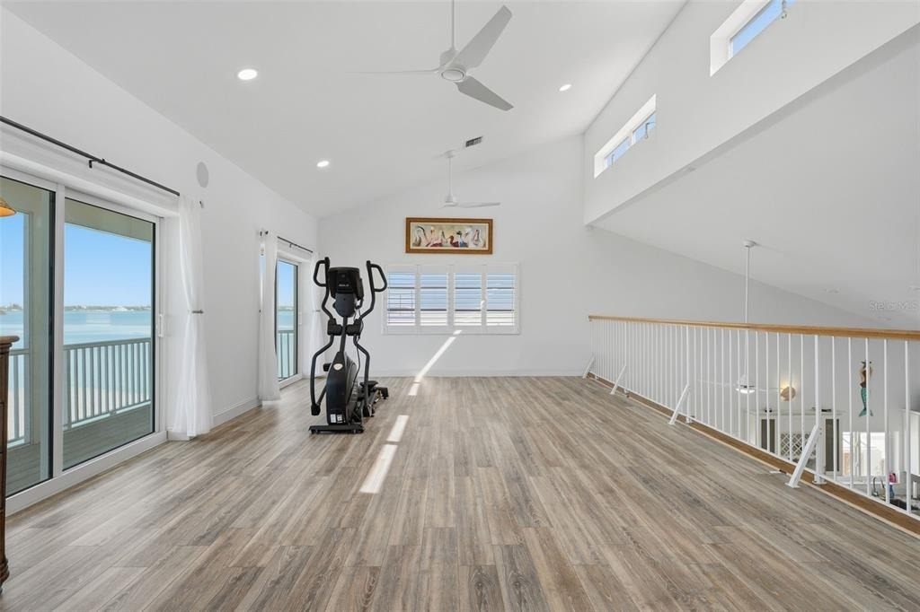 220 Mockingbird Street - Photo 43