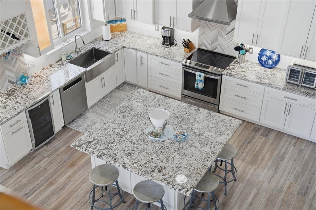 220 Mockingbird Street - Photo 8