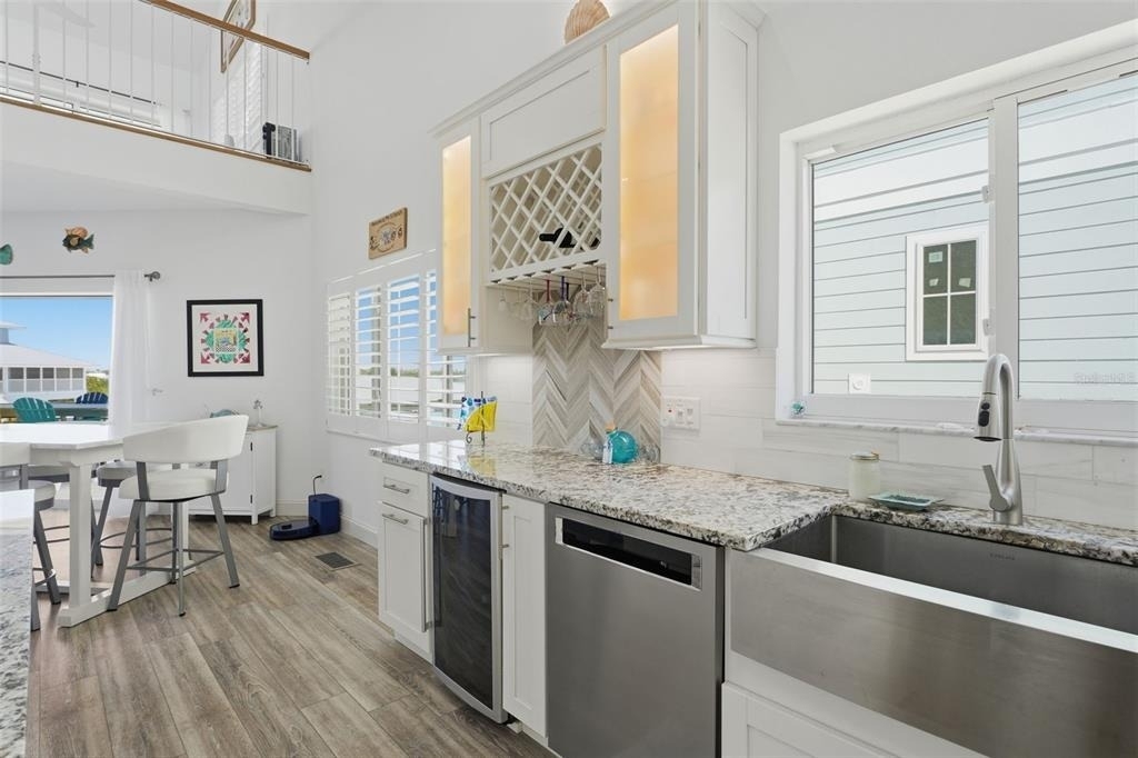 220 Mockingbird Street - Photo 10