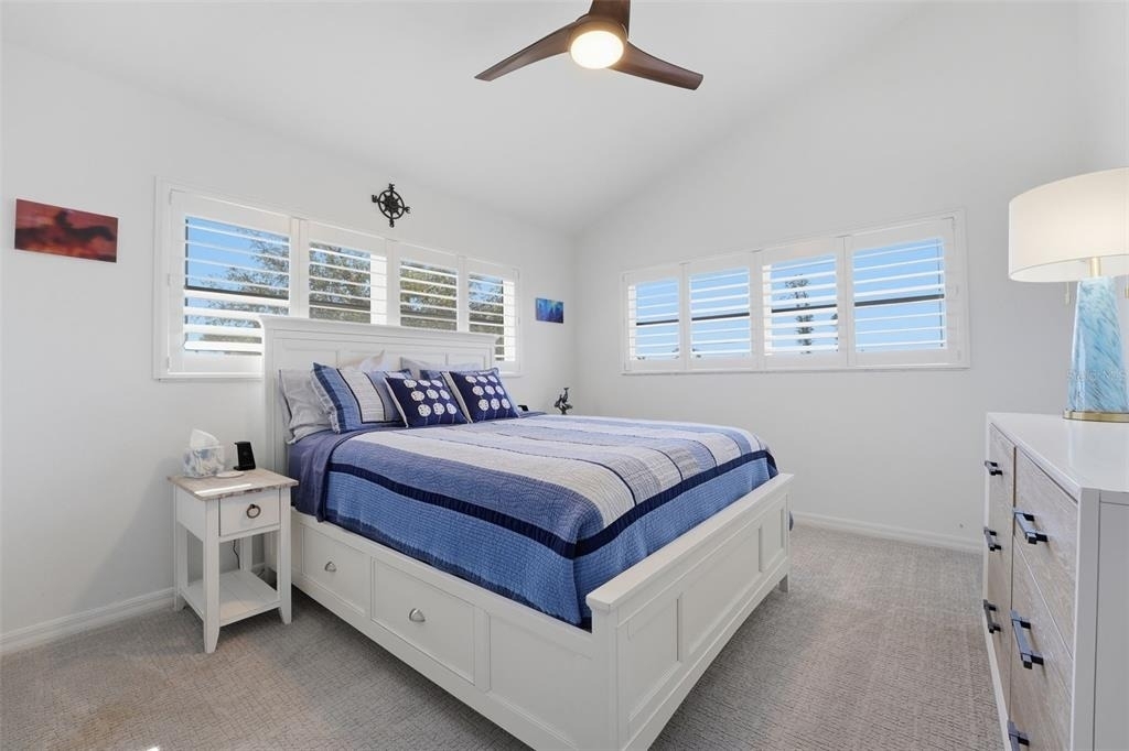 220 Mockingbird Street - Photo 33