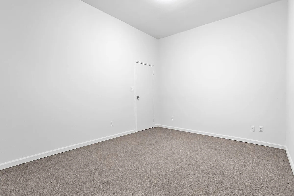 33 Gold Street - Photo 4