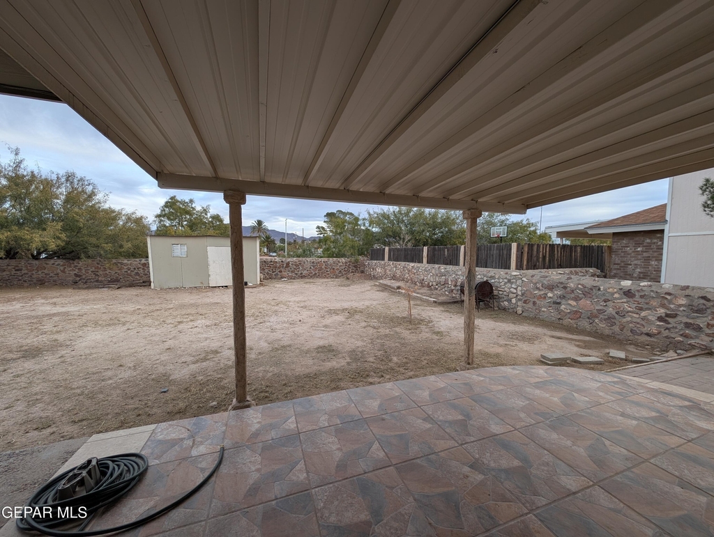 5857 W Valley Circle - Photo 4