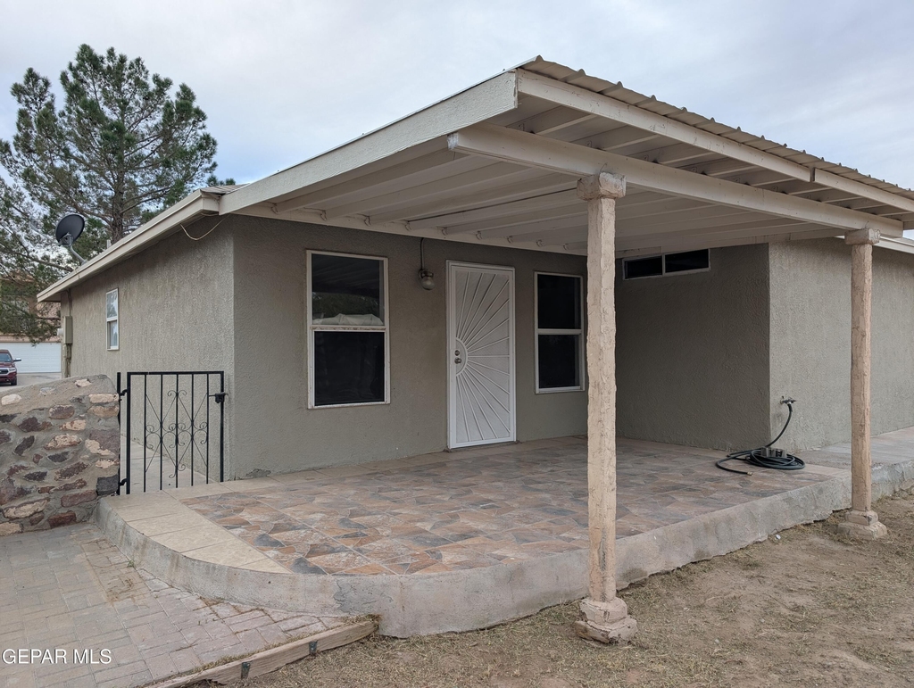 5857 W Valley Circle - Photo 3