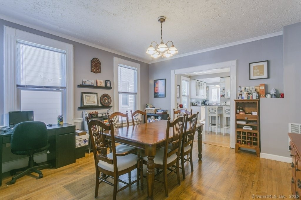 28 Edwards Street - Photo 4