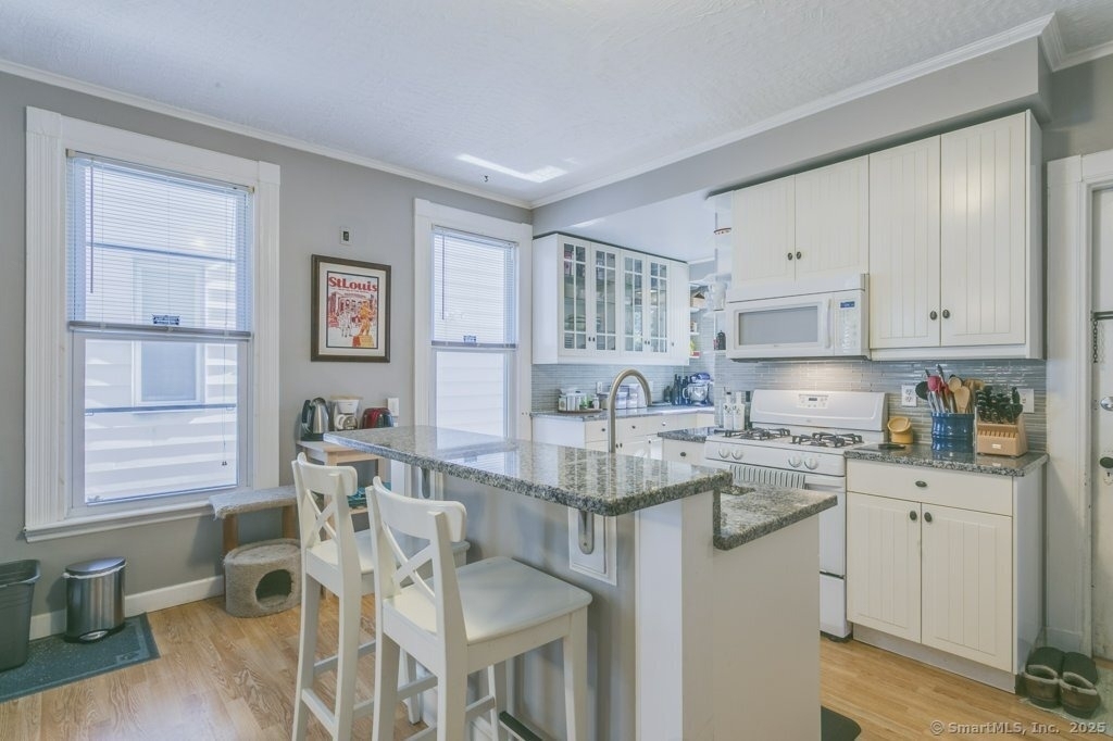 28 Edwards Street - Photo 6