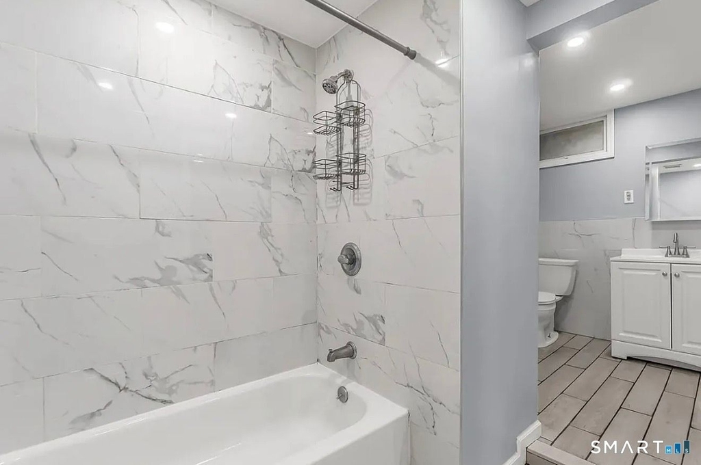 1220 Pembroke Street - Photo 3