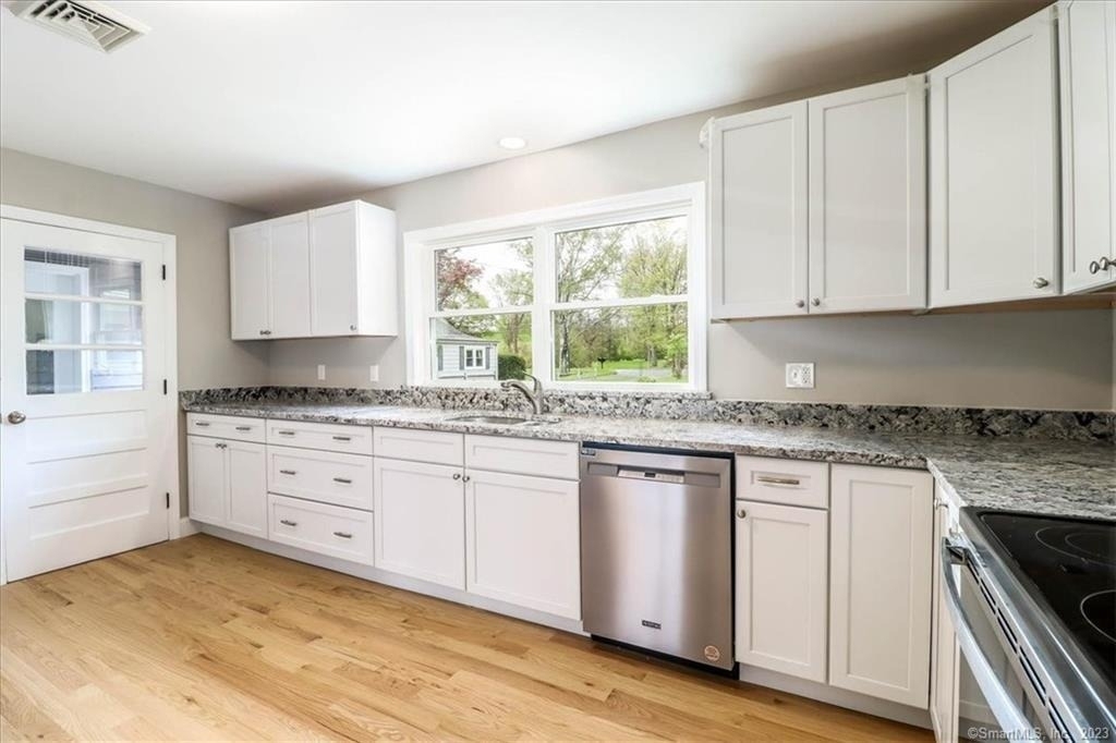 20 Park Lane Road - Photo 2