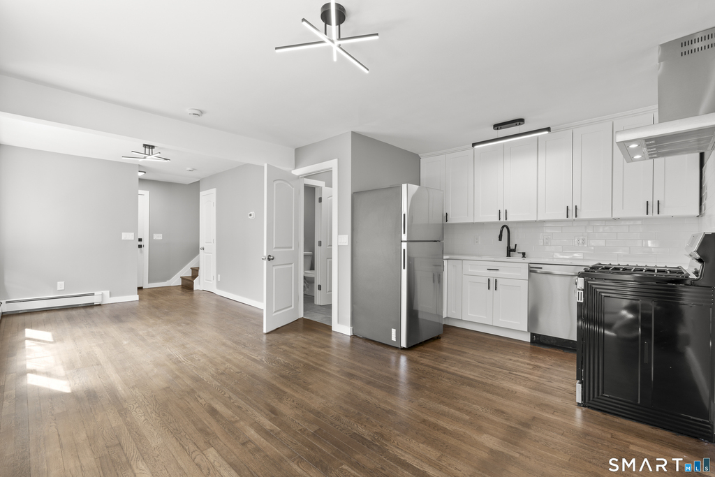 105 Richmond Hill Avenue - Photo 2