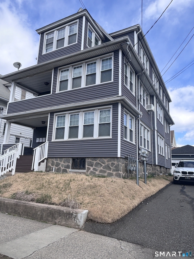 624 Bishop Avenue - Photo 0