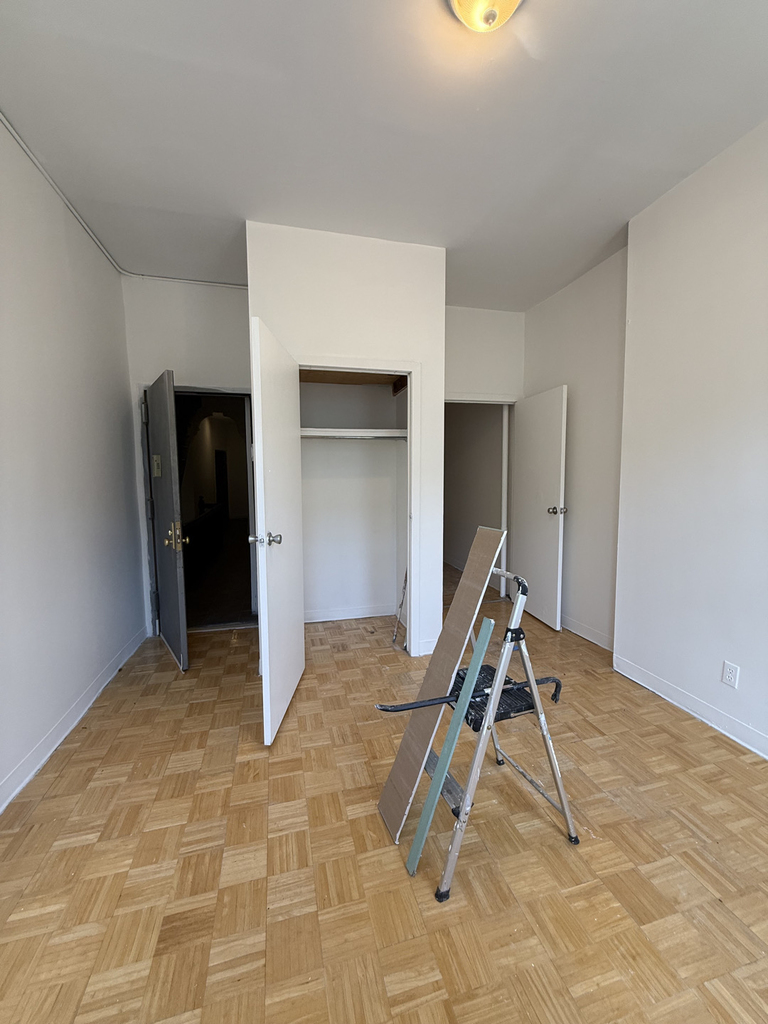 297 Troutman Street - Photo 10