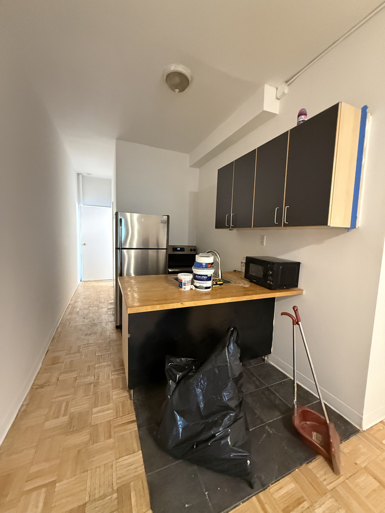 297 Troutman Street - Photo 4