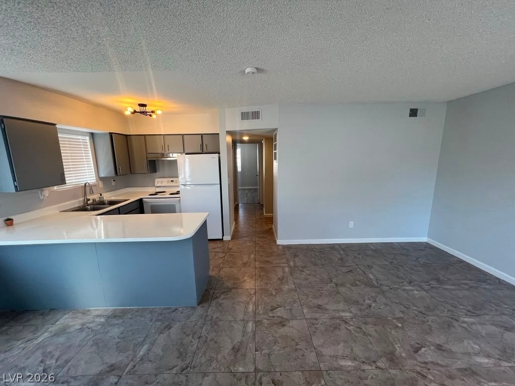 5662 E Lake Mead Boulevard - Photo 1