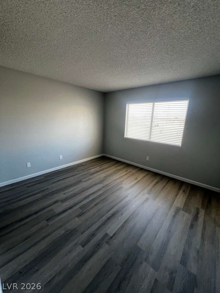 5662 E Lake Mead Boulevard - Photo 11