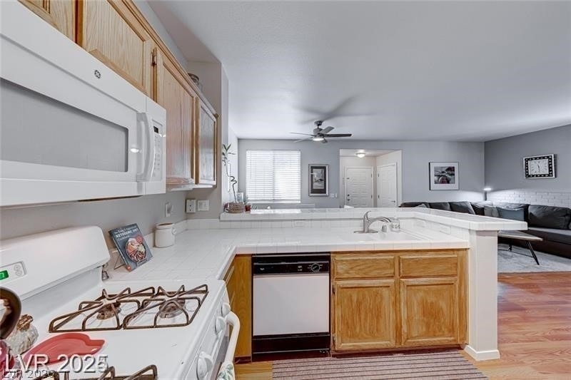 1830 N Buffalo Drive - Photo 10