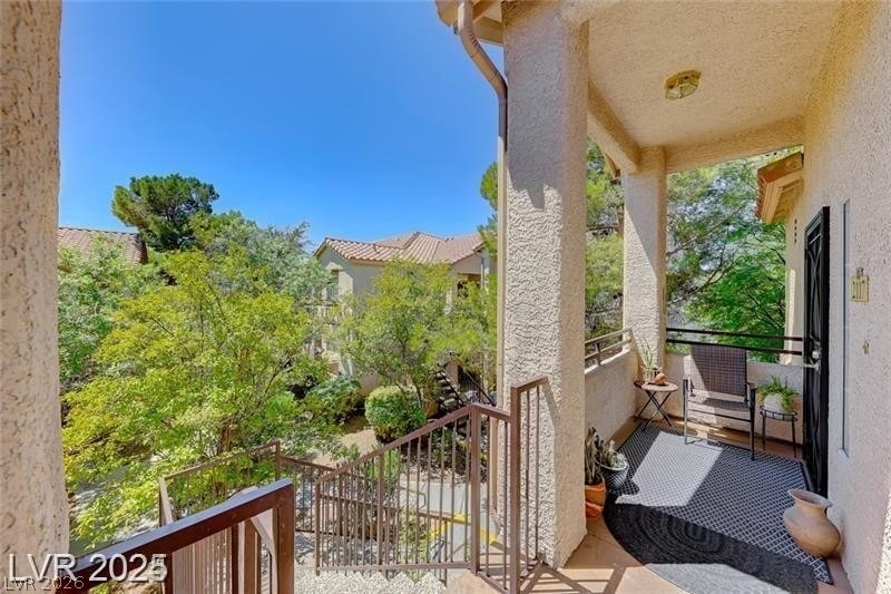 1830 N Buffalo Drive - Photo 5
