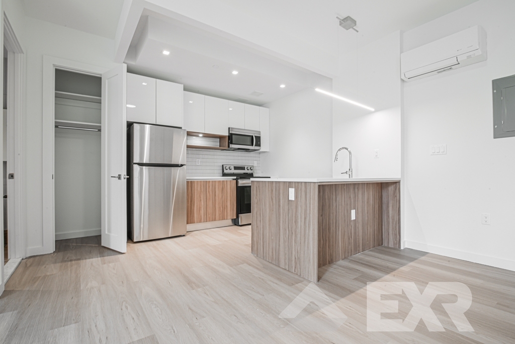 100 Lenox Road - Photo 1