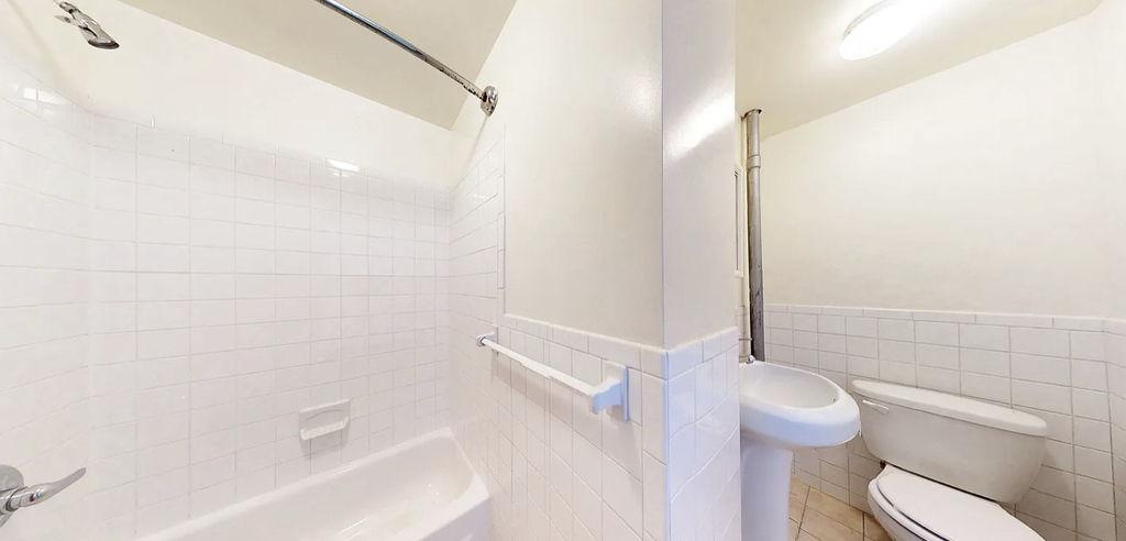 328 East 14th Street - Photo 5