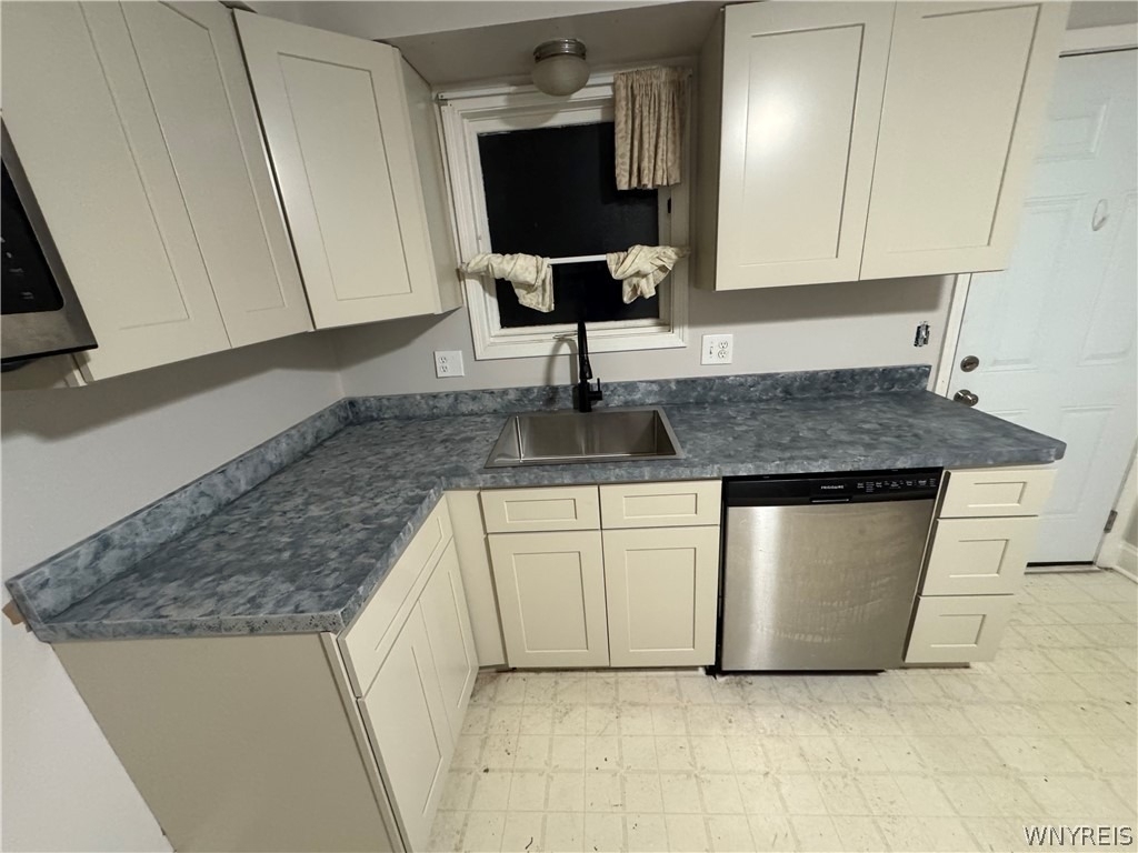91 Marine Drive - Photo 6