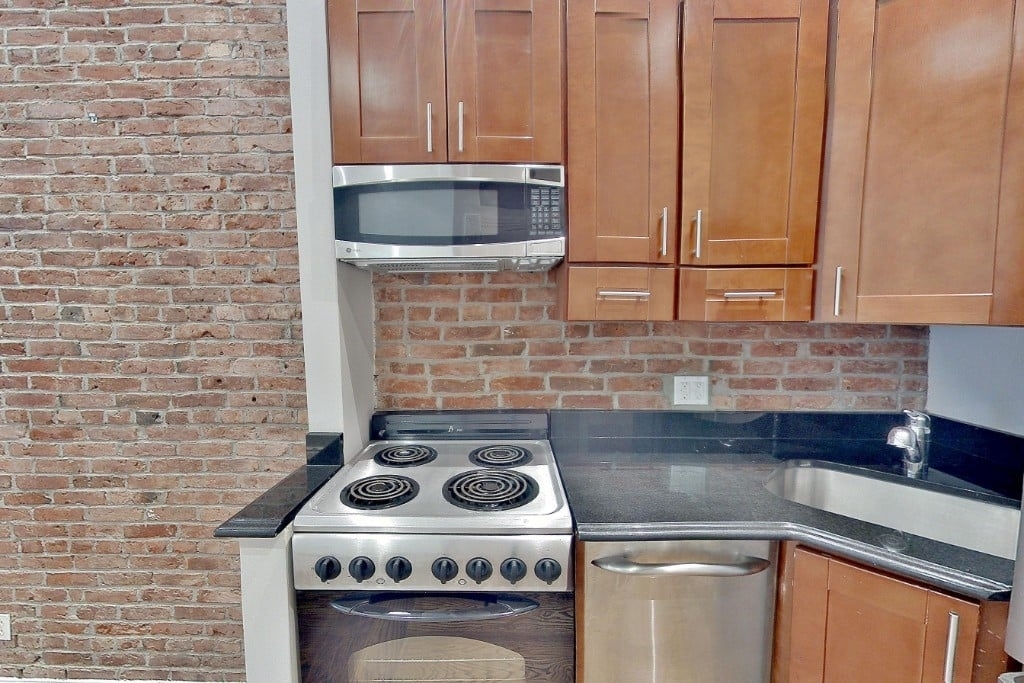 234 West 14th Street - Photo 4