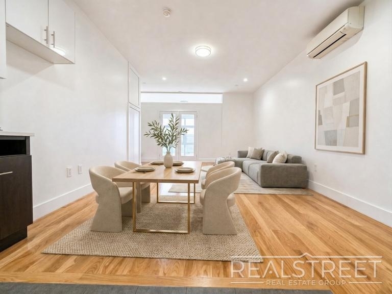 90-02 Queens Blvd - Photo 1