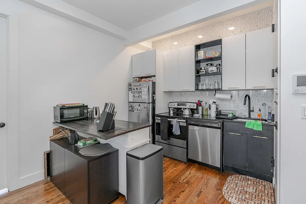 315 Bushwick Avenue - Photo 8