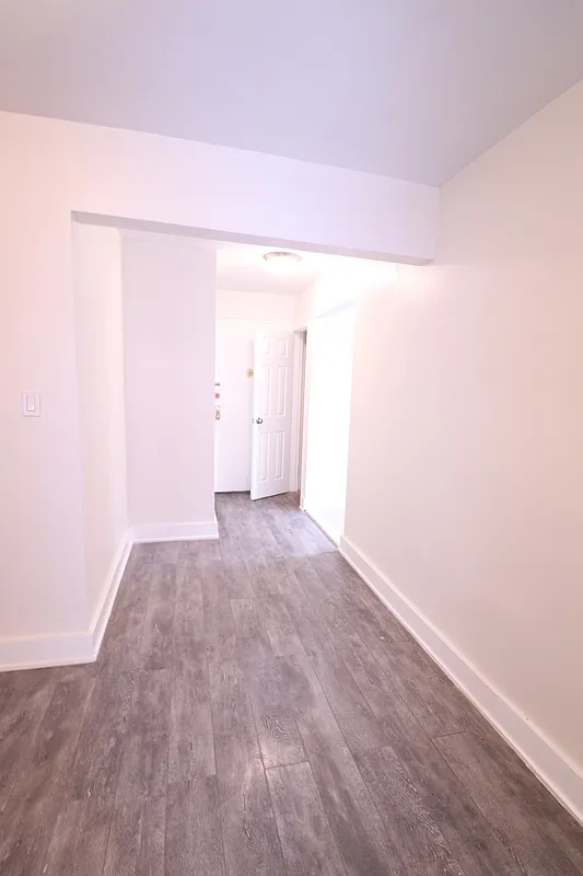 132-25 Maple Avenue - Photo 2