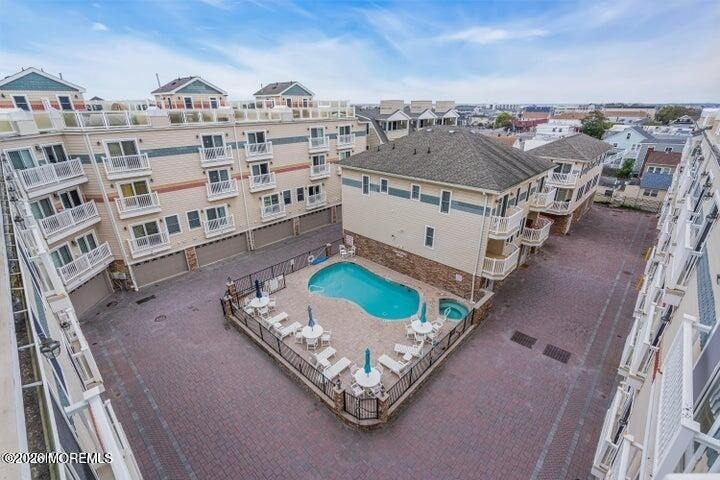 21 Blaine Avenue - Photo 32