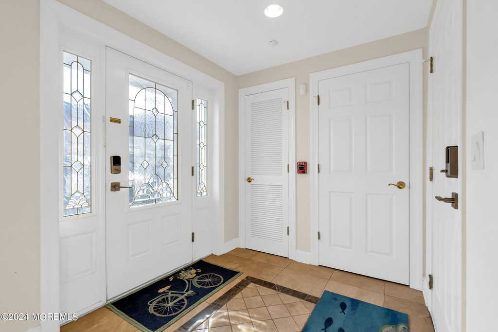 21 Blaine Avenue - Photo 6