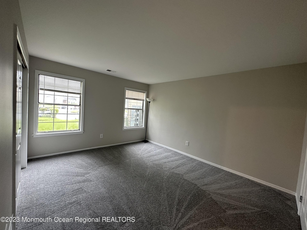 143 Tanglewood Place - Photo 11