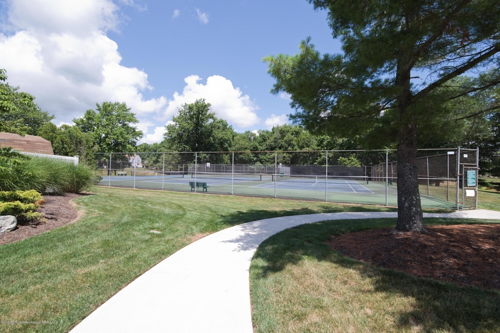 143 Tanglewood Place - Photo 19
