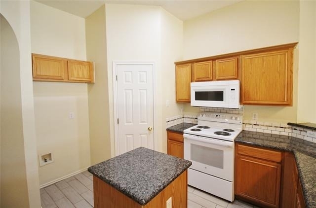 609 Blueberry Hill Lane - Photo 7