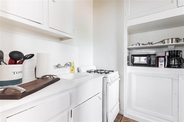 324 W Canty Street - Photo 3