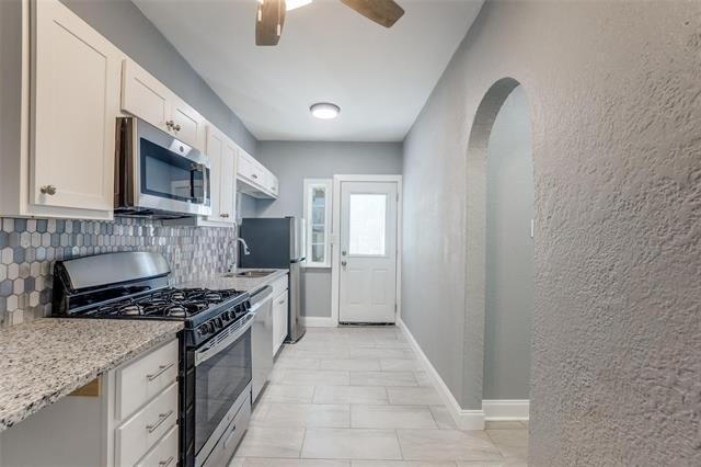 320 W Canty Street - Photo 7