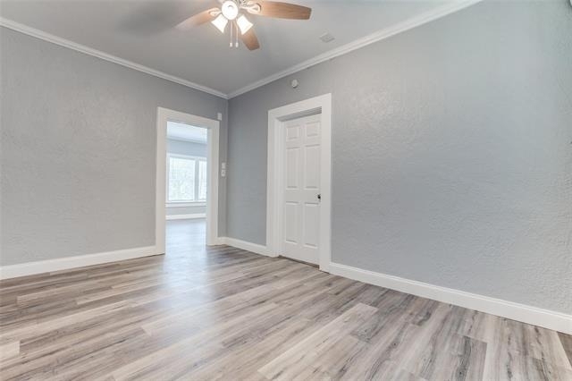 320 W Canty Street - Photo 4