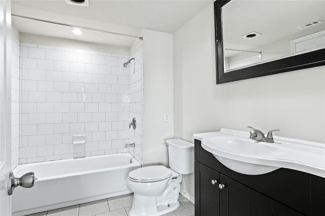 2200 Seville Court - Photo 19