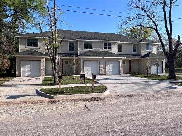 690 Union Street - Photo 0