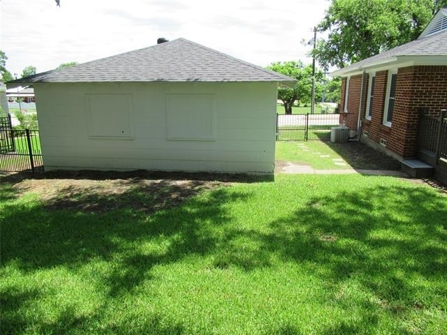 106 S Clark Street - Photo 17