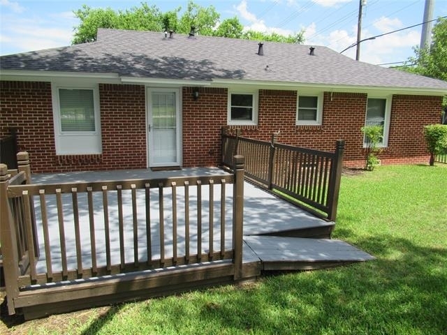 106 S Clark Street - Photo 16