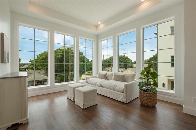1031 Mobile Street - Photo 9