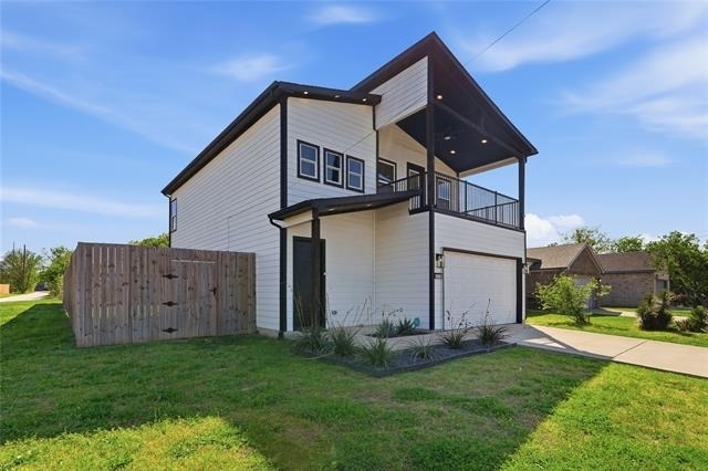 3316 Nomas Street - Photo 1