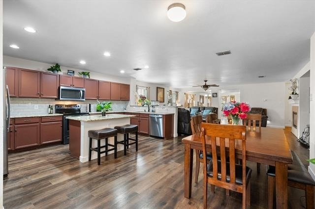 1315 Foster Street - Photo 11